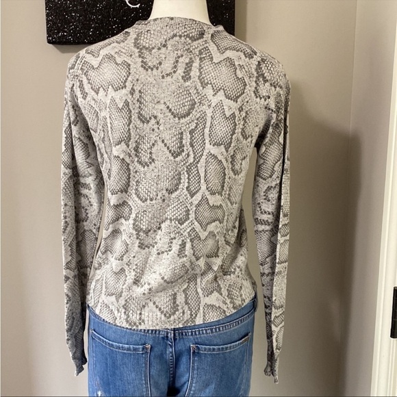 27 Miles Hilma Snakeskin Pullover Sweater Crewneck jumper Grey Slouchy Sz XS - Picture 7 of 10